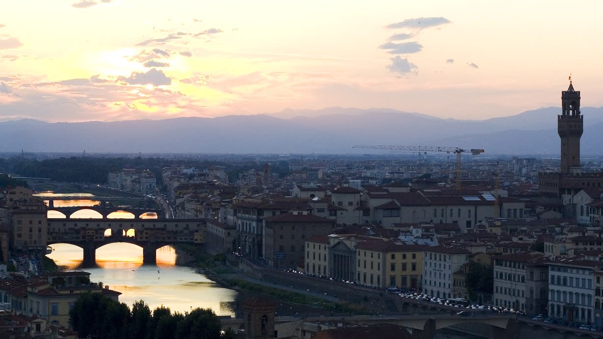  Herz Mit Brücke Hintergrundbild 1228x691. Die besten Tagesausflüge ab Pisa