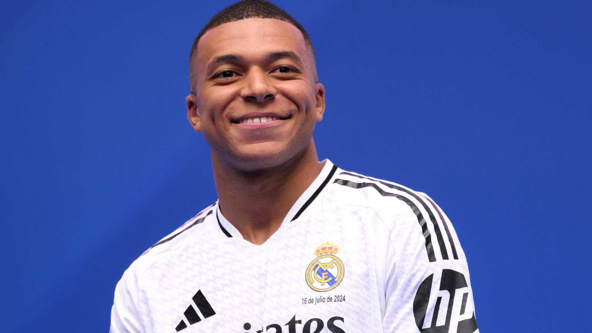  Mbappe Real Madrid Hintergrundbild 1920x1080. Kylian Mbappé kauft wohl seinen eigenen Klub! Neuzugang von Real Madrid steigt bei Zweitligist ein. Goal.com Deutschland