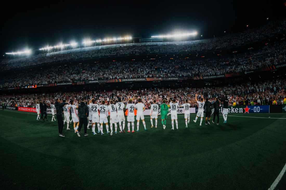  Eintracht Frankfurt Hintergrundbild 1100x733. We feel your energy! Frankfurt Pros