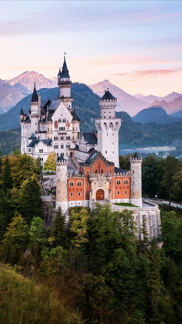  Ritterburg Hintergrundbild 750x1334. Neuschwanstein Castle Wallpaper iPhone