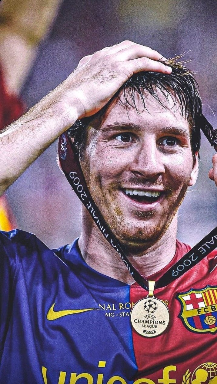  Fusballer Barca Hintergrundbild 716x1269. Wallpaper Lionel Messi