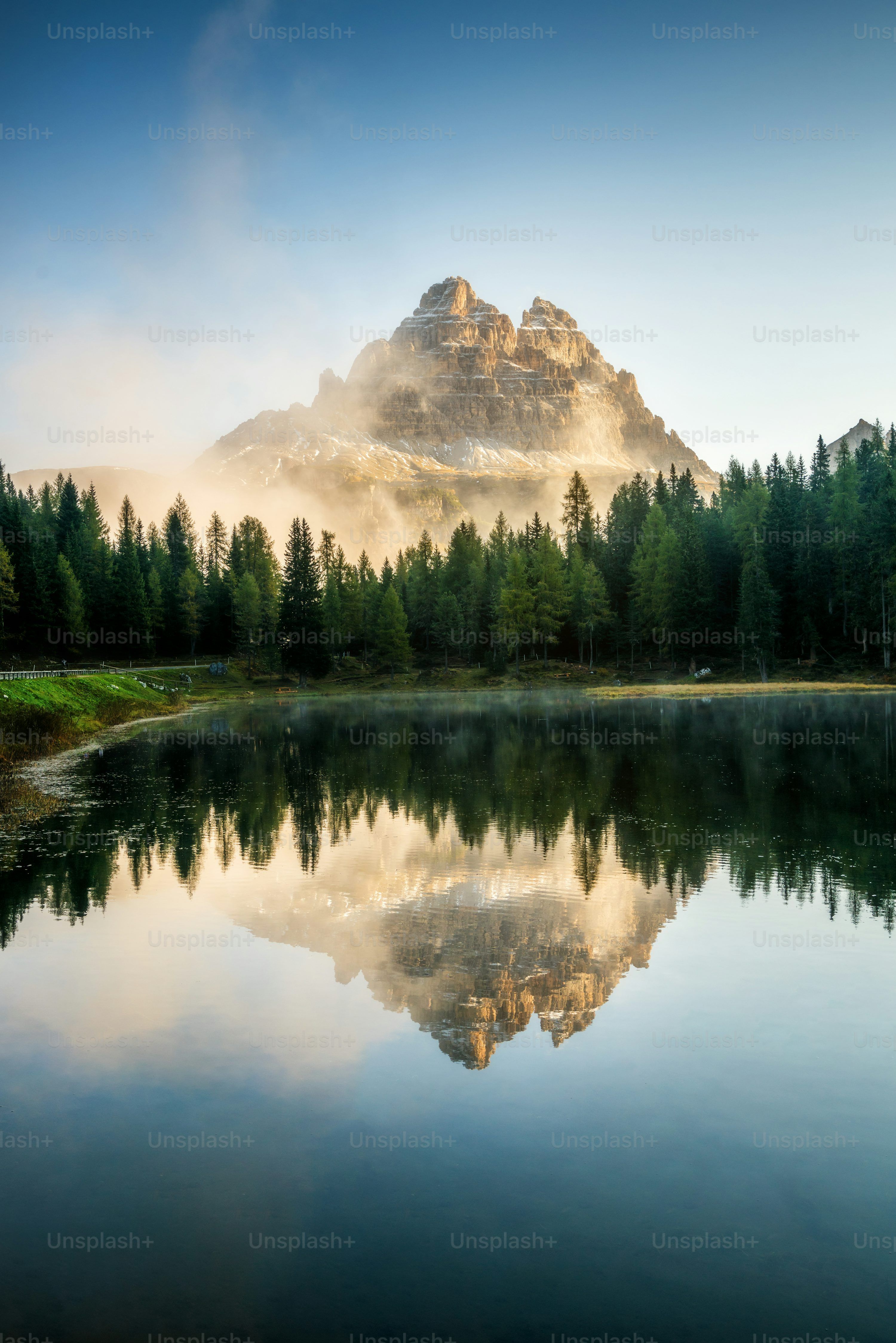  Lake Antorno Hintergrundbild 3000x4497. Forest Lake Picture. Download Free Image