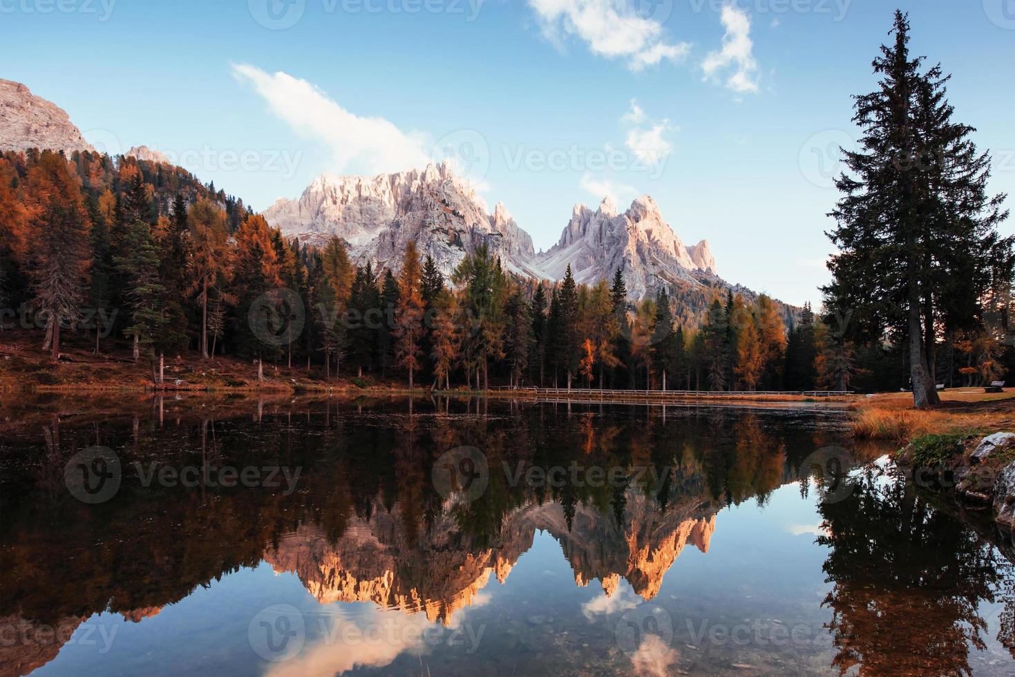  Lake Antorno Hintergrundbild 1469x980. Mountain Lake , Image and Background for Free Download