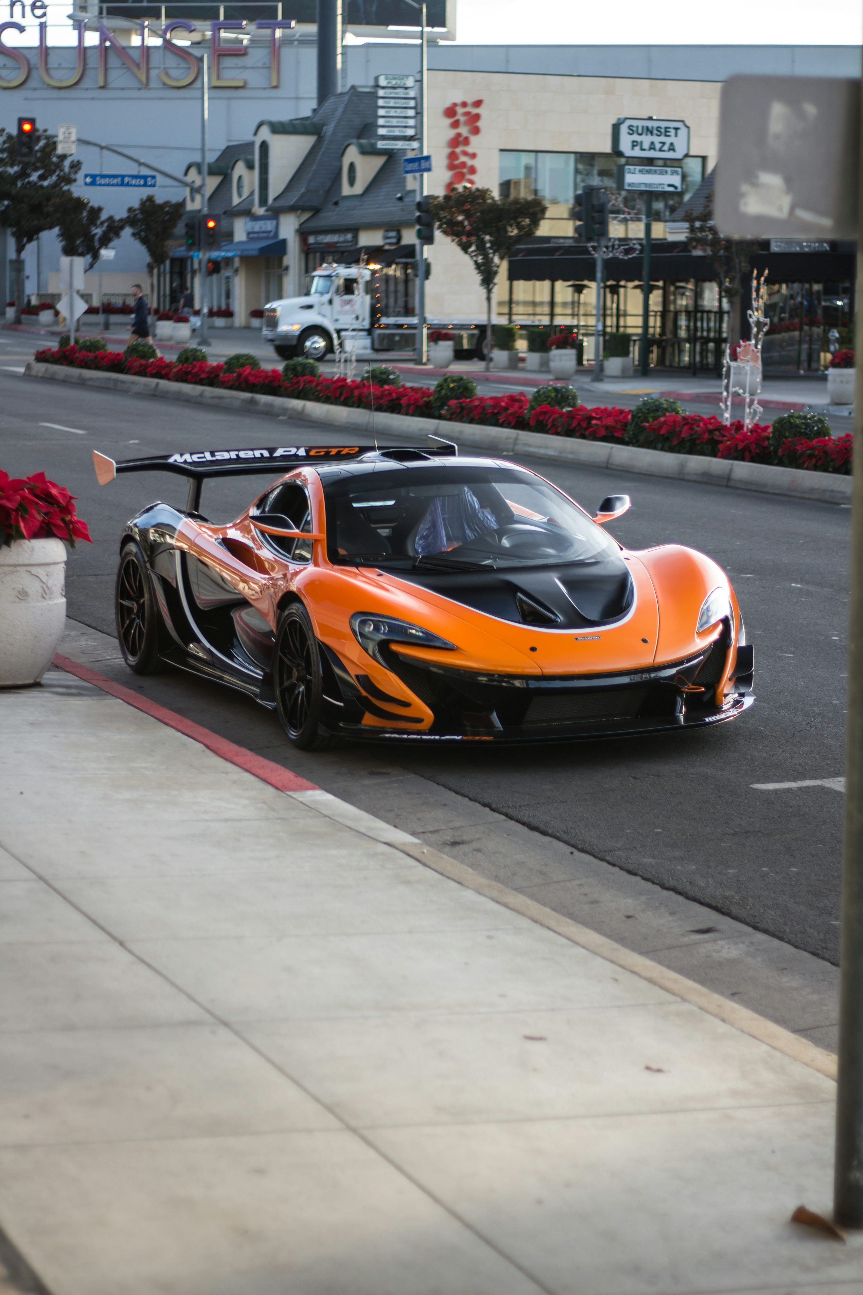  McLaren Hintergrundbild 3000x4500. Mclaren P1 Picture. Download Free Image