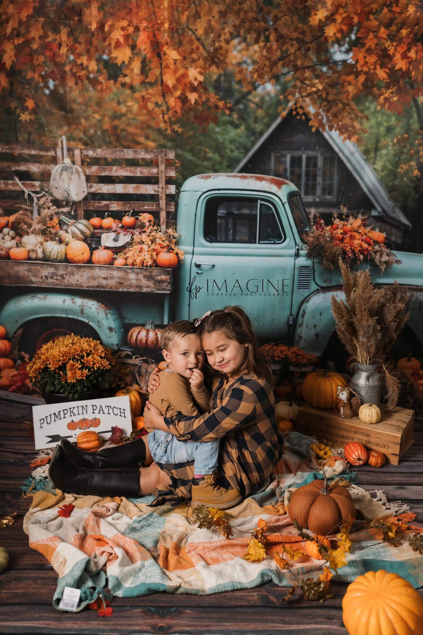  Herbst Kleines Haus Hintergrundbild 1366x2048. Kate Herbst Truck Goldene Blätter Altes Haus Hintergrund von Chain Photography. Kate Backdrop.de