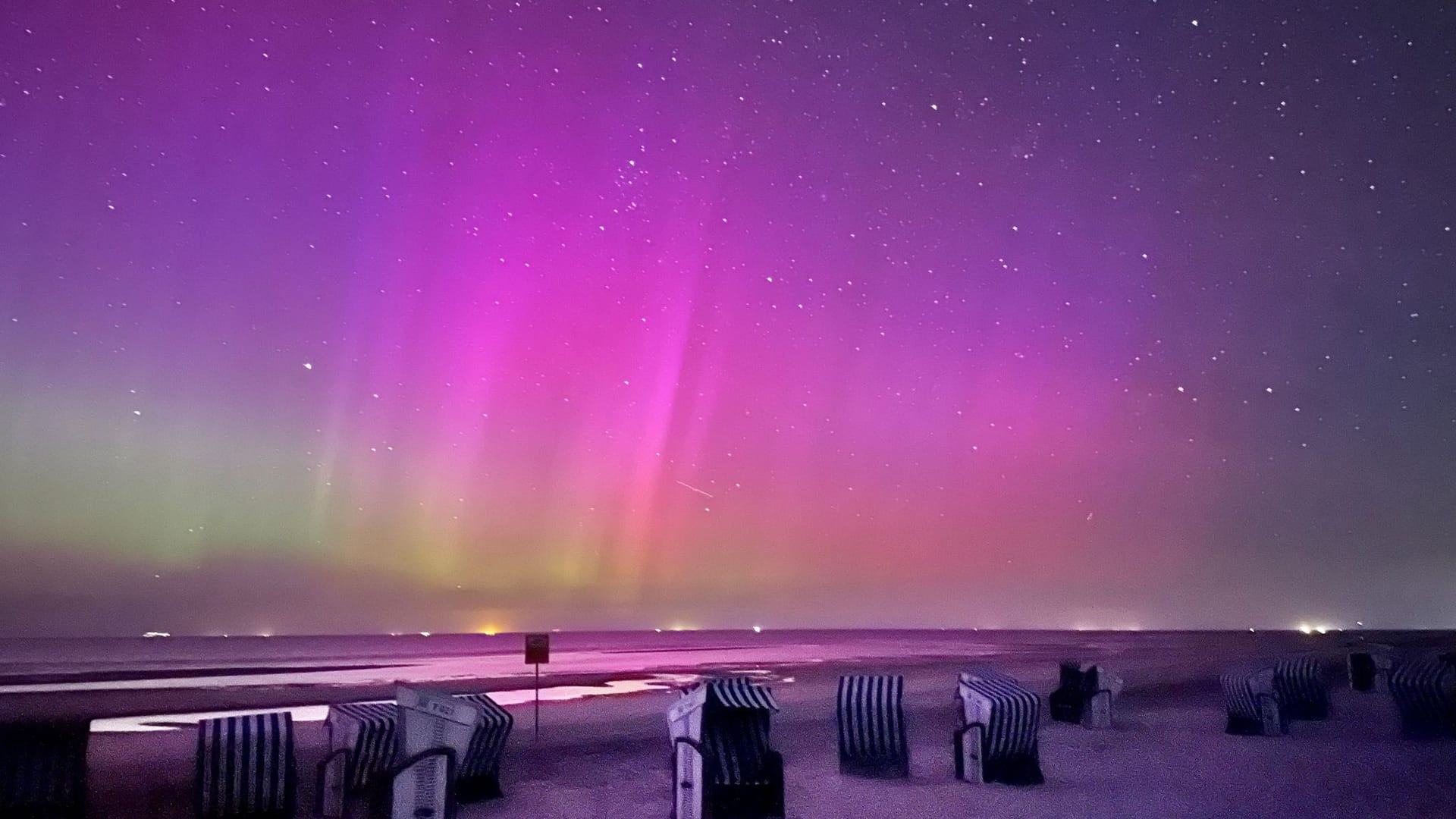  Polarlichter Hintergrundbild 1920x1080. Polarlichter: Hier in Deutschland wird man sie 2025 am besten sehen