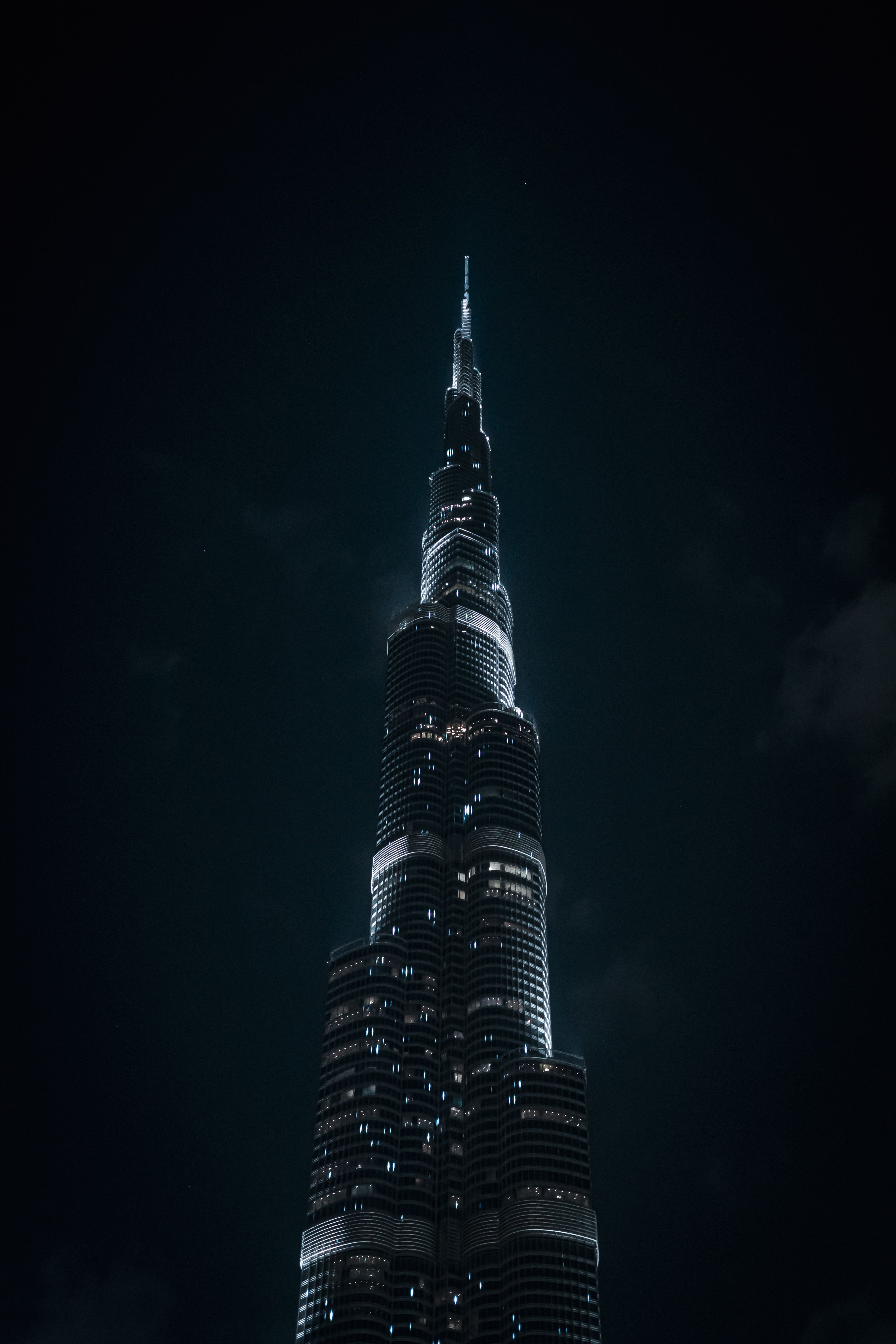  Abu Dhabi Tower Hintergrundbild 3602x5403. Burj Khalifa Bilder Und Fotos · Kostenlos Downloaden · Stock Fotos