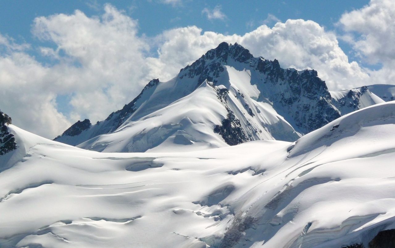  Alpen Hintergrundbild 1280x804. Alpen Wolken und Schnee Scenic Hintergrundbilder. Alpen Wolken und Schnee Scenic frei fotos